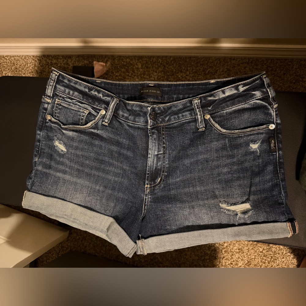 Silver Jeans Women's Deep Indigo Jean Shorts